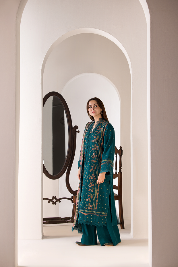 Sobia Nazir Design 5A Winter Shawl 2024 Unstitched